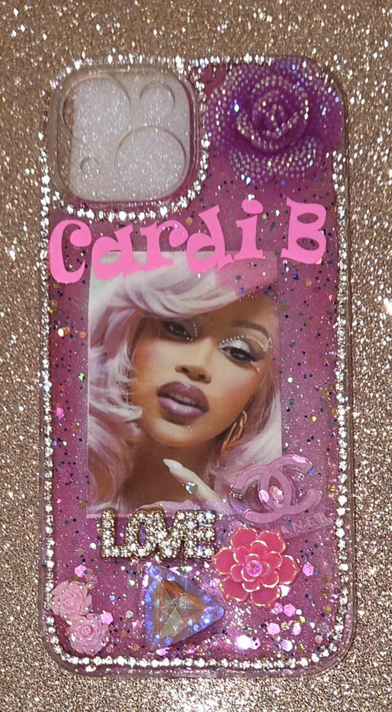 Cardi Glam Portrait Case